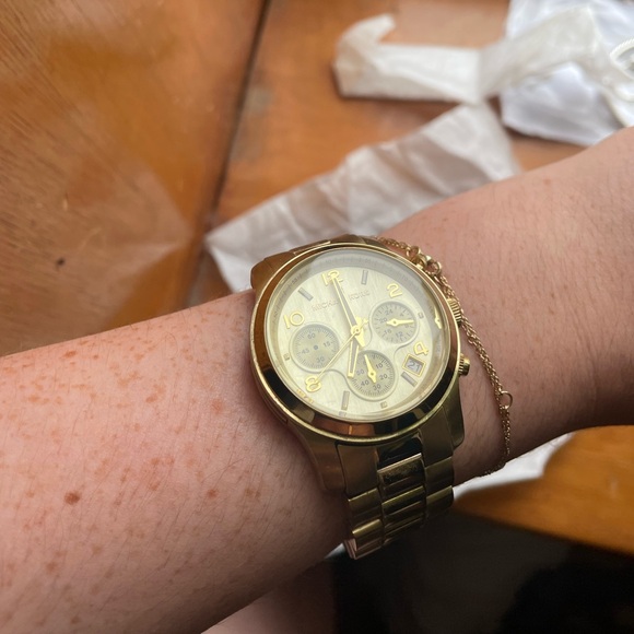 Michael Kors Runway Gold-Tone Watch - Picture 4 of 7